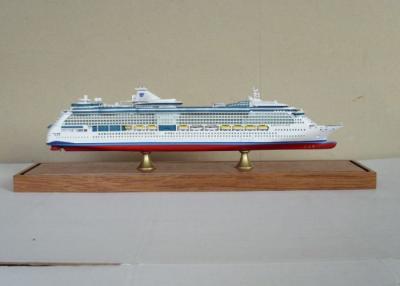 China Scale 1:900 Radiance Of The Seas Royal Caribbean Cruise Ship Models , Handcrafted Model Ships for sale