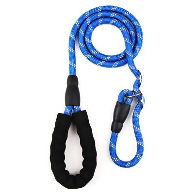 China Customized Strong Durable Polyester Rope Dog Leash Reflective Yarns Strong Durable Dog Leash With Padded Handle For Medium Large Dogs for sale