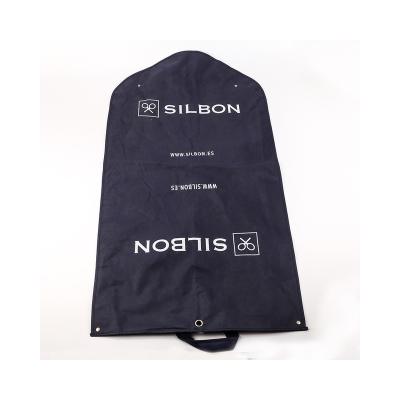 China New Design Recyclable Customized Suit Nonwoven Garment Bag for sale