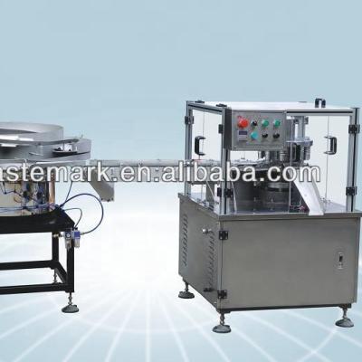 China Tapa Top Closure Food Flip Closing Folding Cap Machine for sale