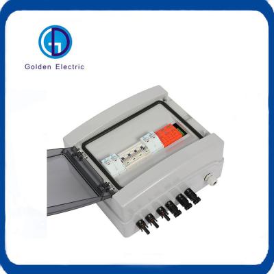 China Plastic DC Solar PV Combiner Box 550V 4input 1output PV Box With Monitoring for sale