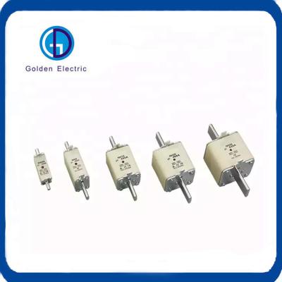 China Approvado pelo CE HRC Ceramic Fuse Link Fuses Nh Tipo 125A 250A Blade Fuse Block Links Nh1 Nh2 Nh3 Baixa Tensão à venda