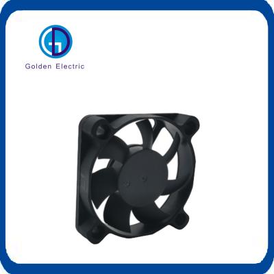 China Plastic Blade Small Size Ventilation Exhaust Fan With Customizable Design for sale