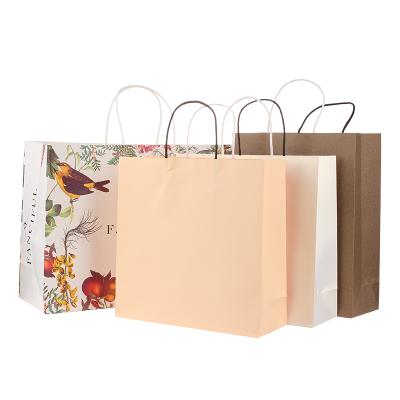 China Recyclable Customized White Kraft Paper Gift Bag , Recycled Kraft Paper Bag Flower Print for sale