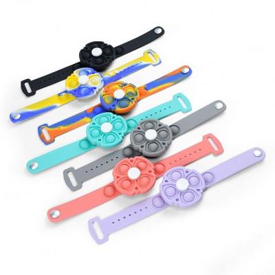 China Hot Silicone Watch/Bracelet/Selling Amazon Bracelet/Toys Kids Noise Pushing Bubble Person Toys Sensory Watch Silicone Spinner Wristband Spinner Wristband Toys for sale