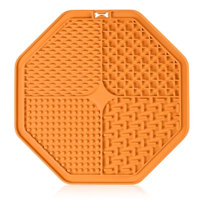 China Sustainable Factory Wholesale Custom Logo Silicone Dog Bath Peanut Butter Lick Pad Pet Dog Lick Mat With Suction Cups for sale