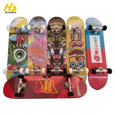 China Modern Skateboard Newly Skateboard Quality Cheap 31 Inch 8 Ply Cool Waterproof Maple China Height Concave Board for sale