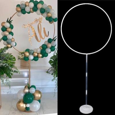 China Plastic Round Frame The Romantic Wedding Decoration Flower Stand Birthday Party Decor Artificial Flower Balloons Stand Wedding Arch Ring Holder for sale