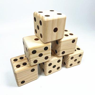 China Indoor Game / Yard Outdoor Game Dies Giant Wooden Dies Outdoor Game for Kids and Adults for sale