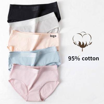 China Cotton Sustainable Women's Panties Elastic Soft Mid Rise Lingerie Women's Seamless Panties for sale