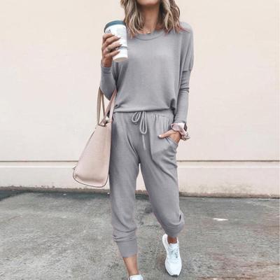 China Solid Color Viable Wholesale Two Piece Set Women Long Sleeve Crewneck Pullover Sweatsuits Tops And Long Pants for sale