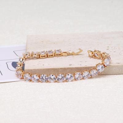 China Hot Sale Trendy Couples Lucky Bracelet Adjustable Luxury Personalized Simple Tasty Round Zircon Tennis Bracelet for sale