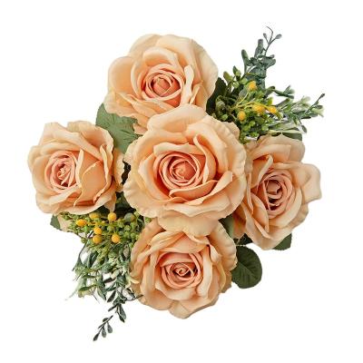 China High End Bridesmaids Wedding Decoration Wedding Decoration 7 Heads Bride Home Holding Artificial Flower Silk Bouquet for sale