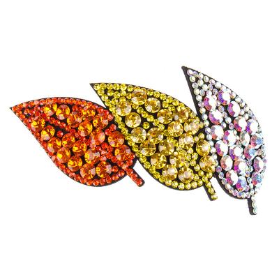 China Fashion Korean Hair Accessories Cute Color Hairpin Diamonds Headdress Rhinestone Leaf Shape High End Adult Female Hair Clips for sale