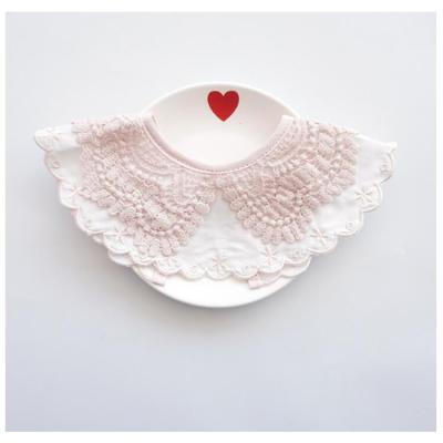 China Washable Fashion Lace Babies Infants Toddlers Cute Bibs With Band for sale