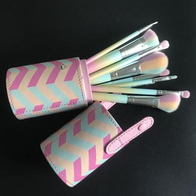 China Beauty Care Makeup Tools 10pcs Rainbow Grip Plastic Handle Synthetic Hair Make Up Brush Set Custom Logo Cosmetics Tools Beauty Equipment for sale