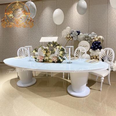 China Modern Wedding Decor Uganda White Oval Shape Dining Event Table Wedding for sale