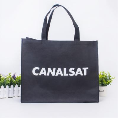 China 100% Customized Eco-friendly/Lightweight/Cheap Black Nonwoven Fabric Tote Bag PP Nonwoven Bags For Shopping for sale