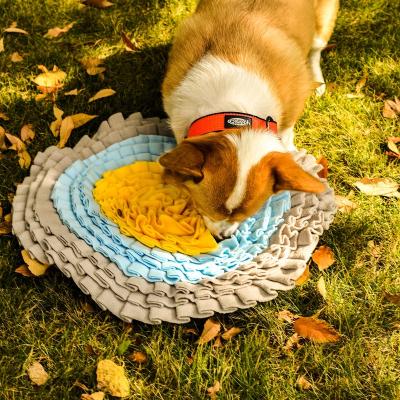 China KUNDA Pet Stocked Nosing Mat Relieve Slow Feeding Puzzle Toy Pet Stress Dog Mat Pet Foraging Smell Nose Work Training for sale