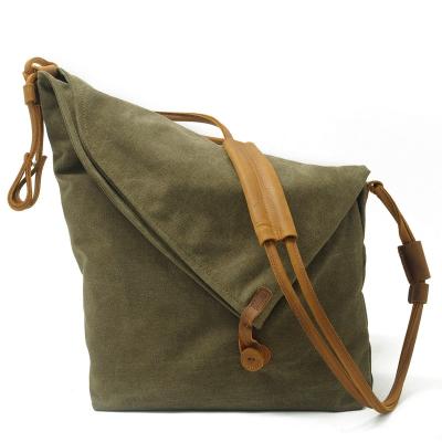 China 2022 Hot Selling Men's Shoulder Large Capacity Canvas Messenger Bag Portable Simple Vintage Factory Custom Made for sale