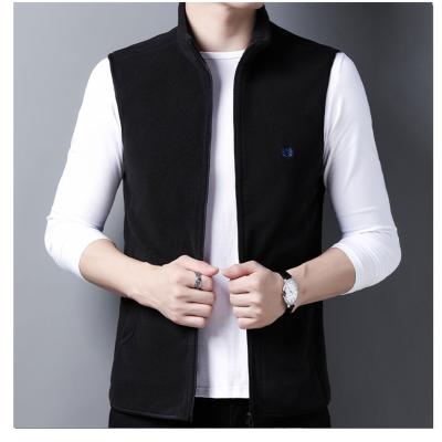 China Newest Design Service OEM Custom Service Anti-wrinkle Zipper Winter Men Fleece Vest Men's Vests for sale