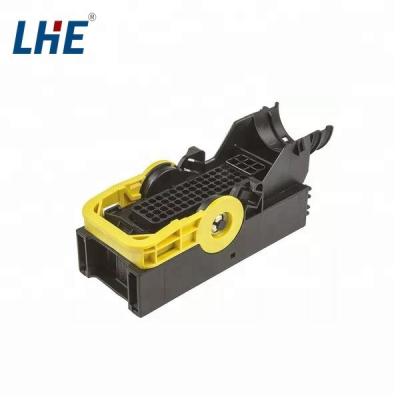 China Wire for wiring 1-1418883-1 amp LEAVYSEAL Volvo car bus electrical connector pbt gf10 for sale