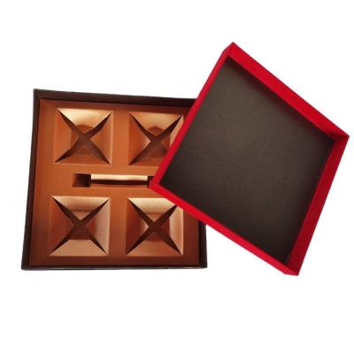 China Recyclable Chinese Manufacturer Beautifully Customizable Cardboard Gift Box With Paper Inlay for sale