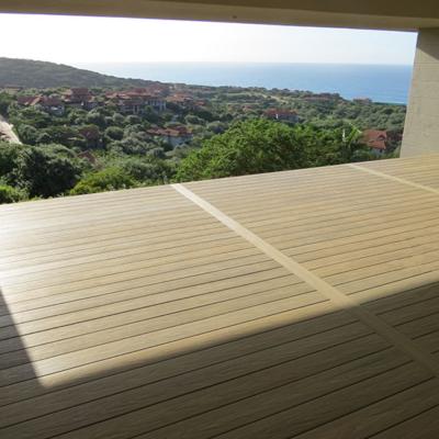 China Modern Anti-Crack Wood Decking Fire Proof WPC Decking Yard Yard Compound Decking for sale