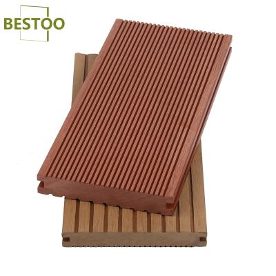 China 100% traditional recycled design outdoor plastic patio wpc soild flooring decking for sale