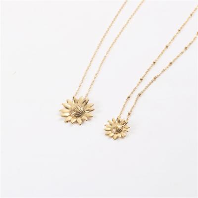 China Gold Plated Pendant Necklace Tarnish Free Stainless Steel Flower Necklace Jewelry Wholesale 2021 Lead Free Nickel Free for sale