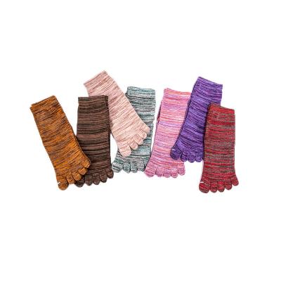 China Wholesale High Quality Winter Yoga Dance Non-slip Hot Selling Five-finger Non-slip Women's Comfortable Grip Socks for sale