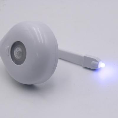 China Modern Human Body Sensing Toilet Light 8 Color LED Rechargeable Hanging Toilet Night Light for sale