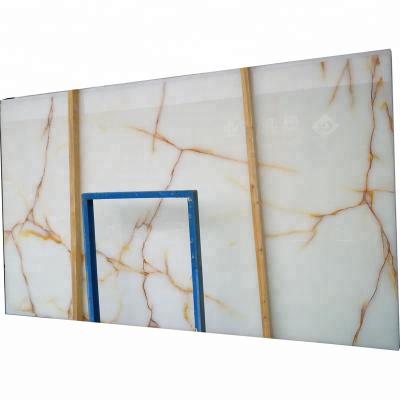 China Modern Natural Stone Slab Backlit Polished Bianco Gold Veins White Onyx for sale