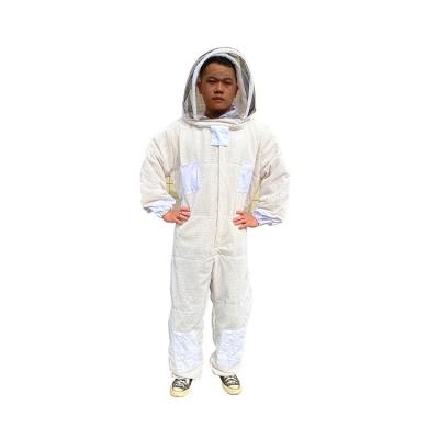 China Salable bee suit beekeeper and 3 layer permeability honey bee suit bee keepers suit for sale