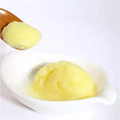 Cina Nutrient Qinghai Bee Farm Supplies Ginseng Organic Fresh Royal Jelly or Bee Milk with competitive price in vendita