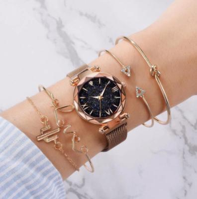 China Hollow Out Most Popular Ladies Women Quartz Watch Gift Sets Fashion Watch And Bracelet Sets for sale