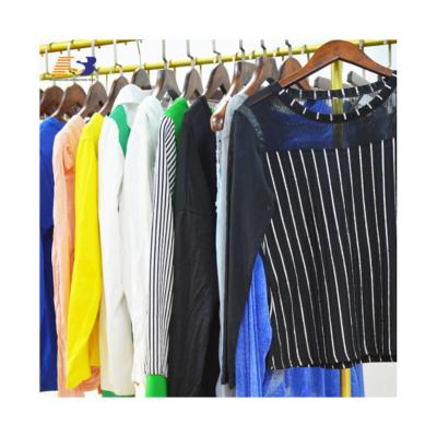 China Hot Selling High Quality Mixed Used Clothes Summer Bales Wholesale Lady High Grade Clothes for sale