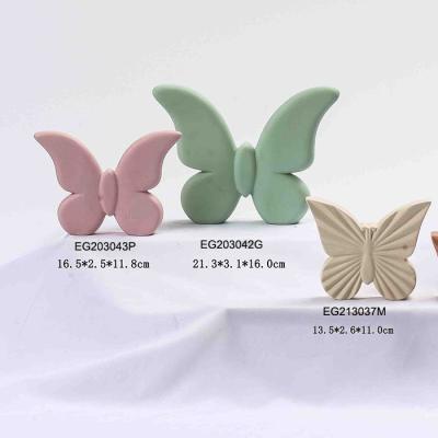 China Hand painted ceramic butterflies from Europe for sale