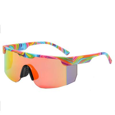 China Sportglasses Square Large Frame Pattern Fashionable Sports For  Outdoor Cycling And Cycling Sunglasses for sale