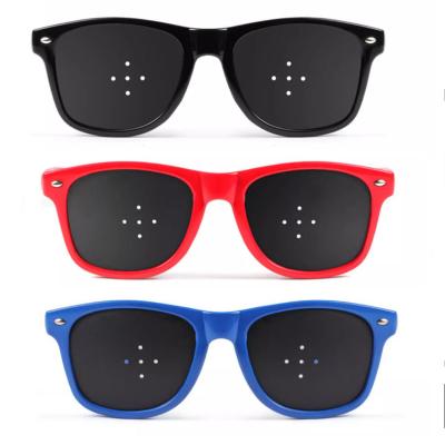 China Party 5 holes glasses Pinhole Glasses for short sighted Exercise Training Pinhole Sunglasses five wells glasses for sale