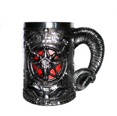 China Viable Royal Medieval Wine Style Stainless Steel Horn Handle Evil Beer Mug Tankard Mug for sale