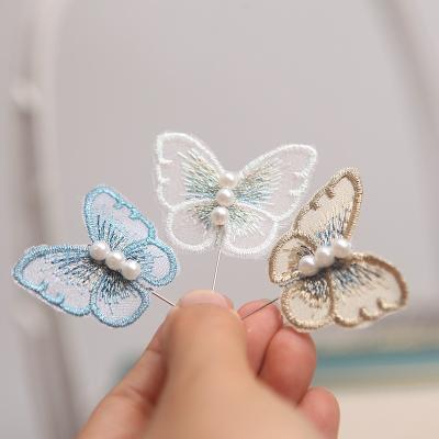 China Polyester 3D Embroidery Lace Patch Butterfly Patchwork Sew Fabric Stickers On Clothes DIY Handmade Applique For Apparel Decorative Badge for sale