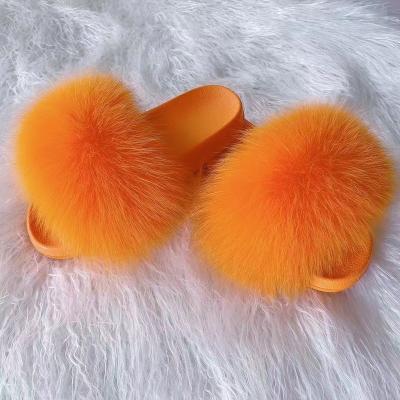 China Colorful Unique Flip Flop Women Fox Fur Slippers Summer Fashion Trend High Quality Fur Slippers Shape Fur Slippers for sale