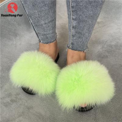 China 2021 Real Big Cheap Wholesale Raccoon Fox Fur 2021 Real Big Raccoon Fox Fur Slides CUSHIONING Real Big For Women for sale