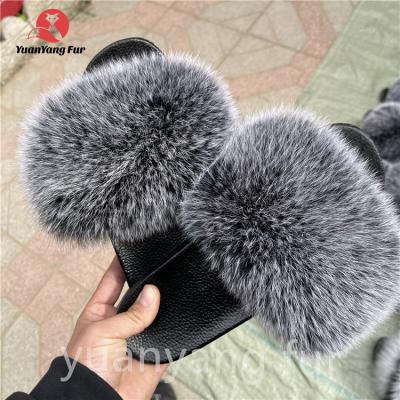 China 2021 Real Big Cheap Wholesale Raccoon Fox Fur 2021 Real Big Raccoon Fox Fur Slides CUSHIONING Real Big For Women for sale