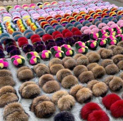 China CUSHIONING Factory Direct Wholesale Raccoon Fur Slides Custom Fur Slippers Seller Raccoon Fur Slippers for sale