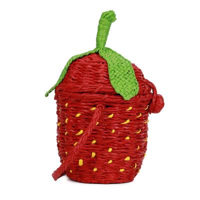 China Fashion Wholesale Straw Bag Handmade Strawberry Shoulder Cross - Paper Body Bags Straw Beach Bags for sale