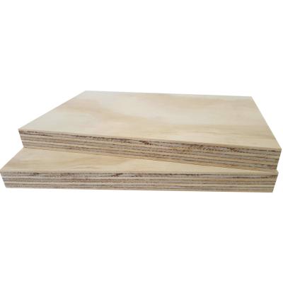 China Contemporary Interior Grade 9mm CD Radiata Pine Plywood For Australia for sale