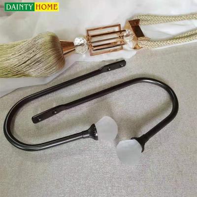 China Wholesale Minimalist Curtain Accessories U Design Zinc Alloy Curtain Wall Hook for sale