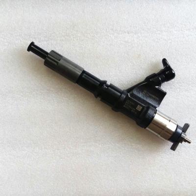 China 23670-30270 high quality common rail fuel injector for diesel engine F1 parts for sale